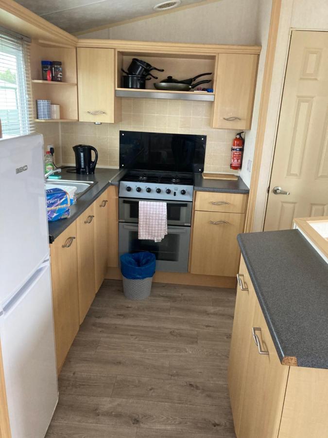 Holiday Home Bognor Regis Esterno foto