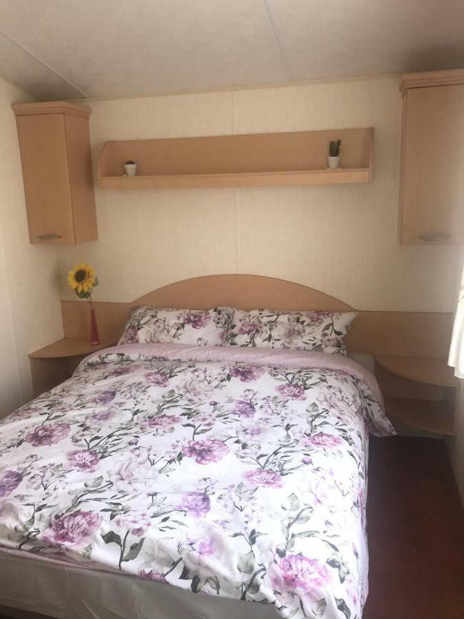 Holiday Home Bognor Regis Esterno foto