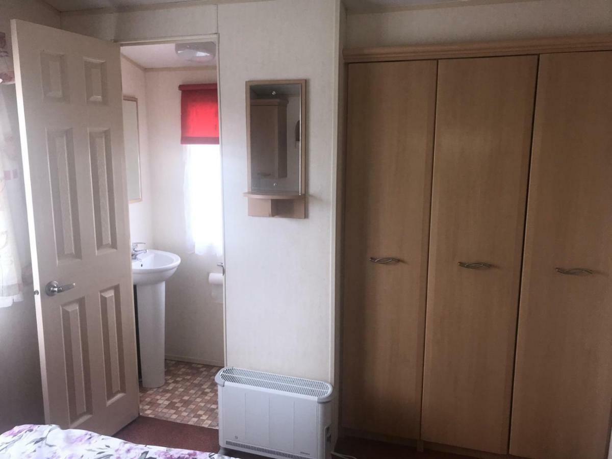 Holiday Home Bognor Regis Esterno foto